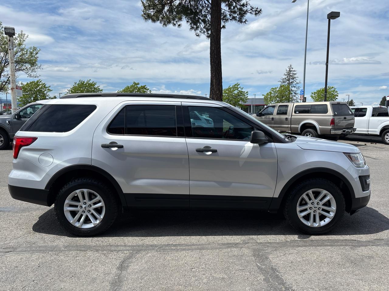 Ford Explorer 4WD 4dr Base 2016