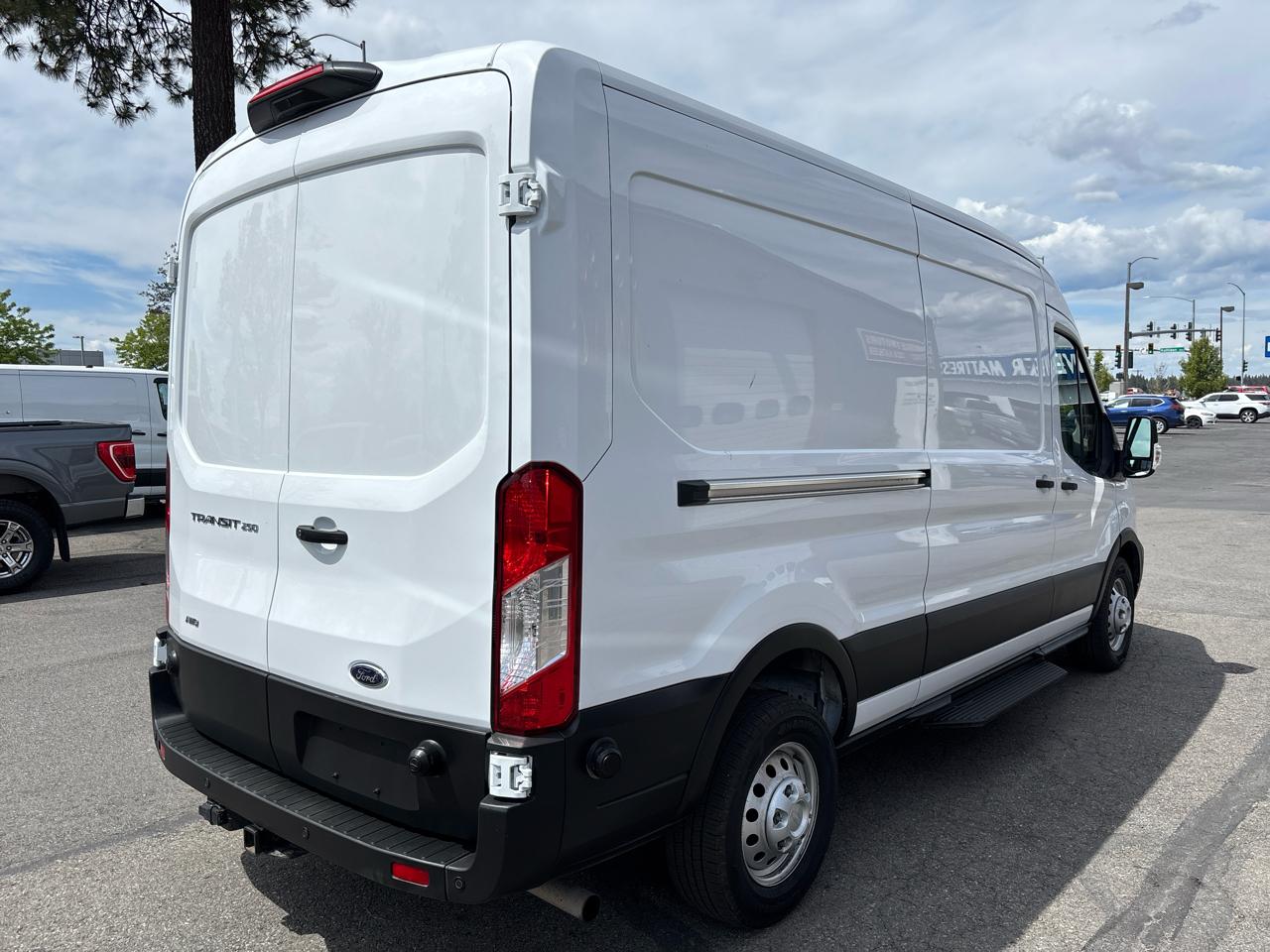 Ford Transit Cargo Van T-250 148" Med Rf 9070 GVWR AWD 2024