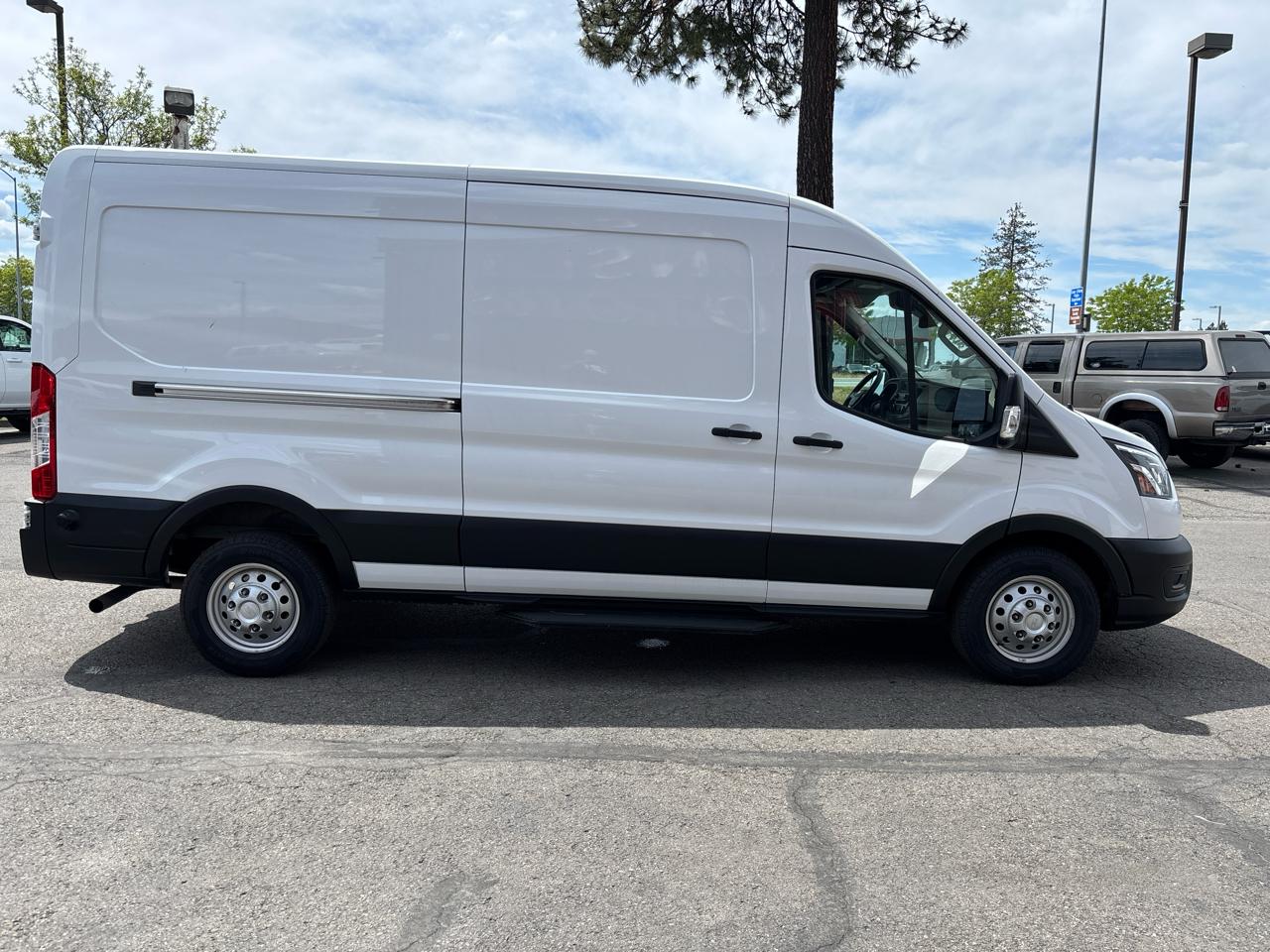 Ford Transit Cargo Van T-250 148" Med Rf 9070 GVWR AWD 2024