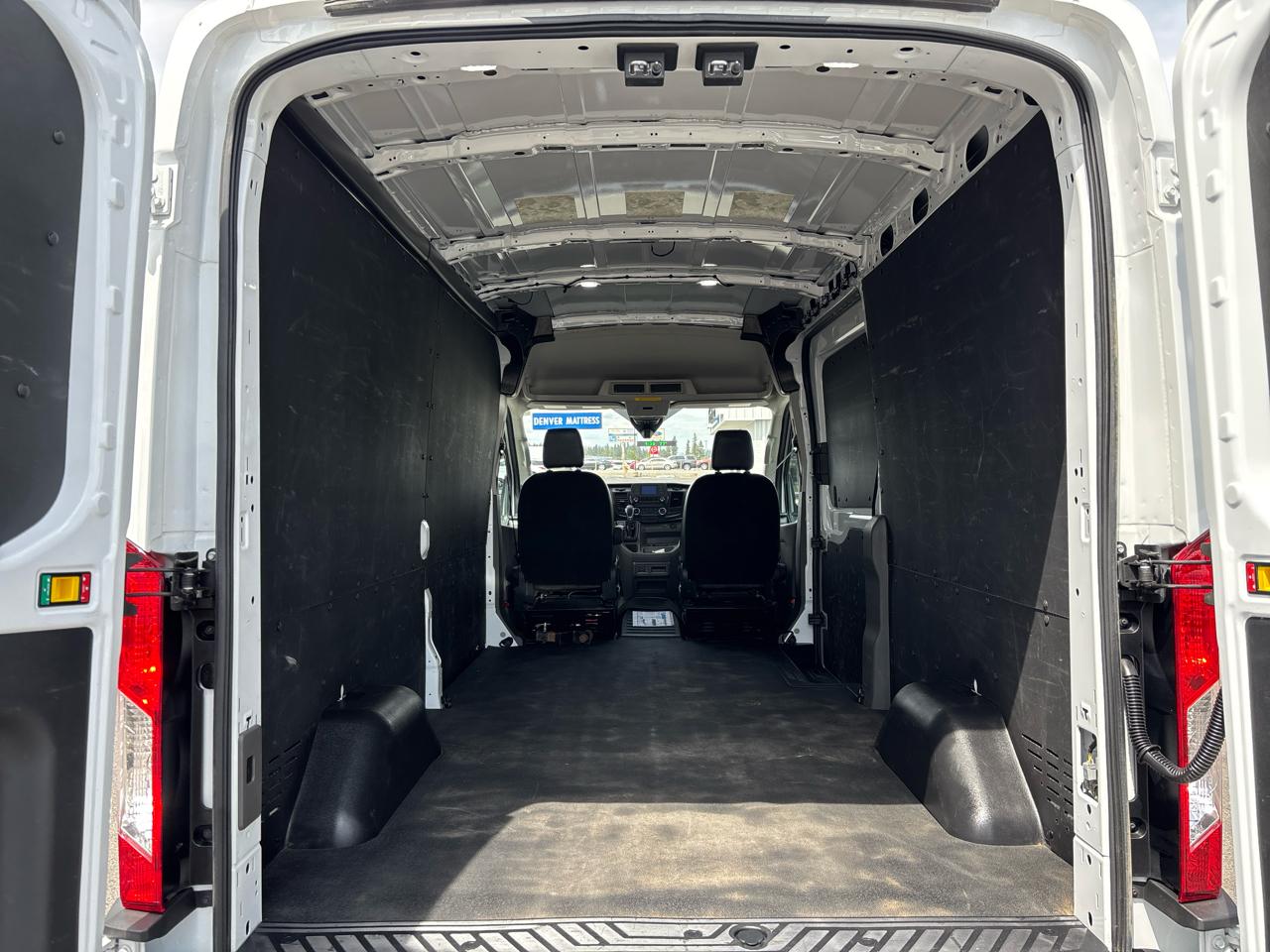 Ford Transit Cargo Van T-250 148" Med Rf 9070 GVWR AWD 2024