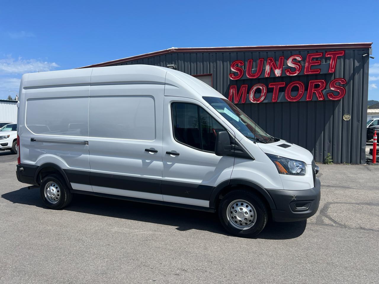 2025 Ford Transit 250 High Roof 148 WB AWD's photo