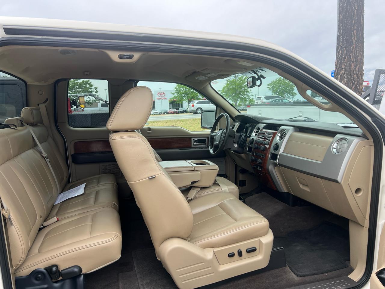 Ford F-150 4WD SuperCab 145" Lariat 2009
