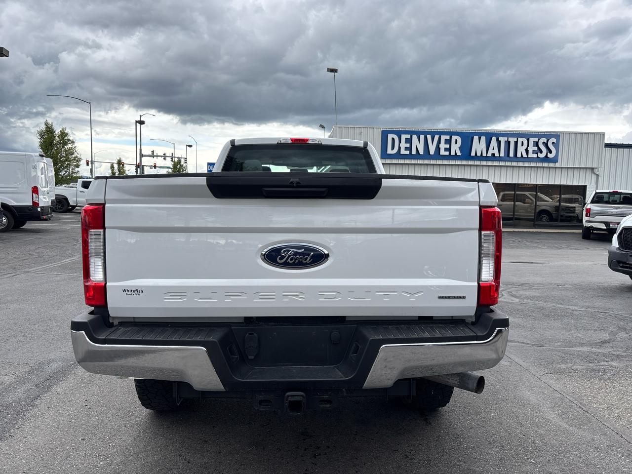 Ford Super Duty F-350 SRW XL 4WD SuperCab 8' Box 2017