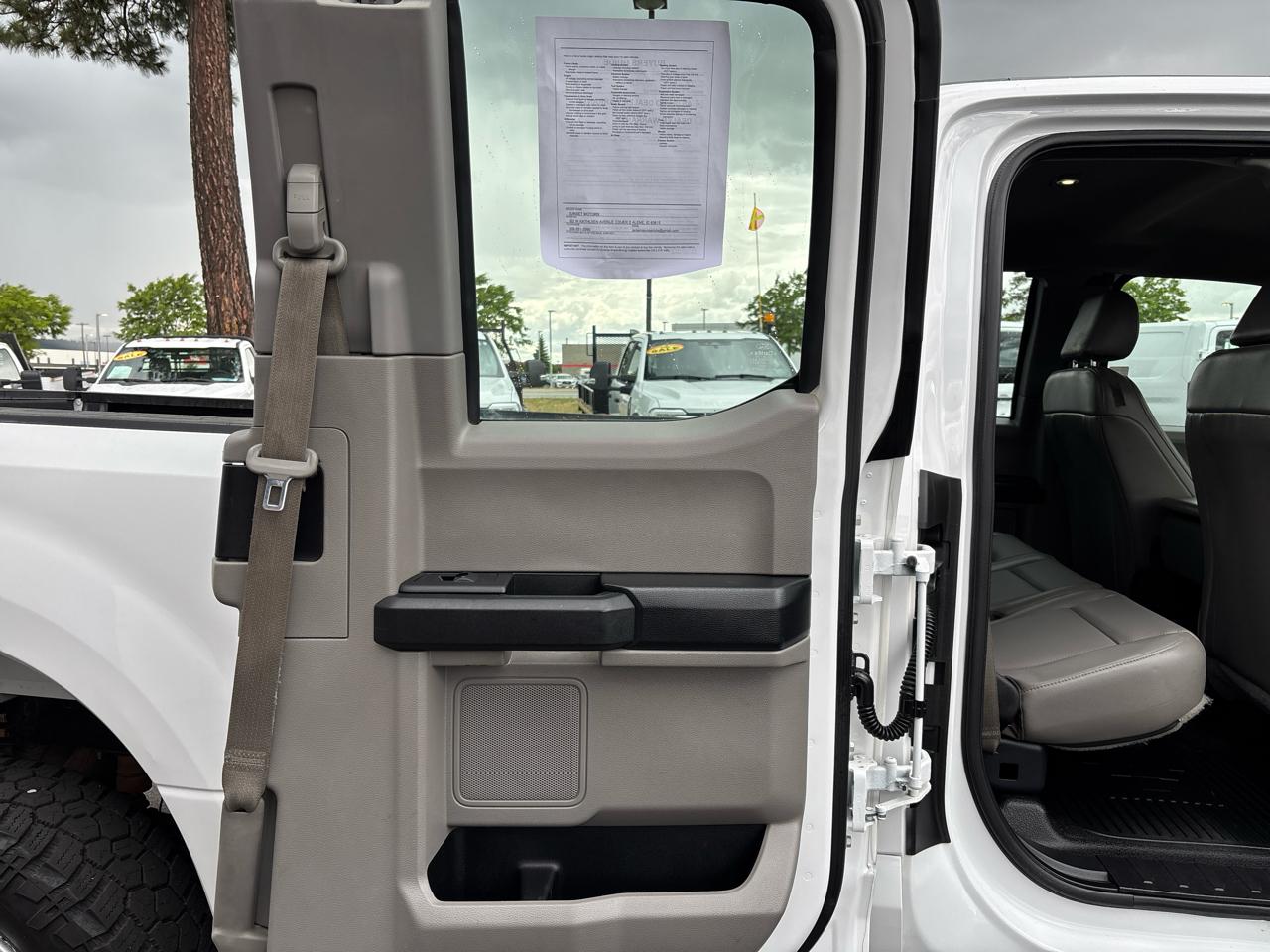 Ford Super Duty F-350 SRW XL 4WD SuperCab 8' Box 2017