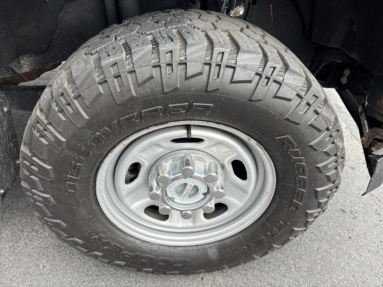 Ford Super Duty F-350 SRW XL 4WD SuperCab 8' Box 2017