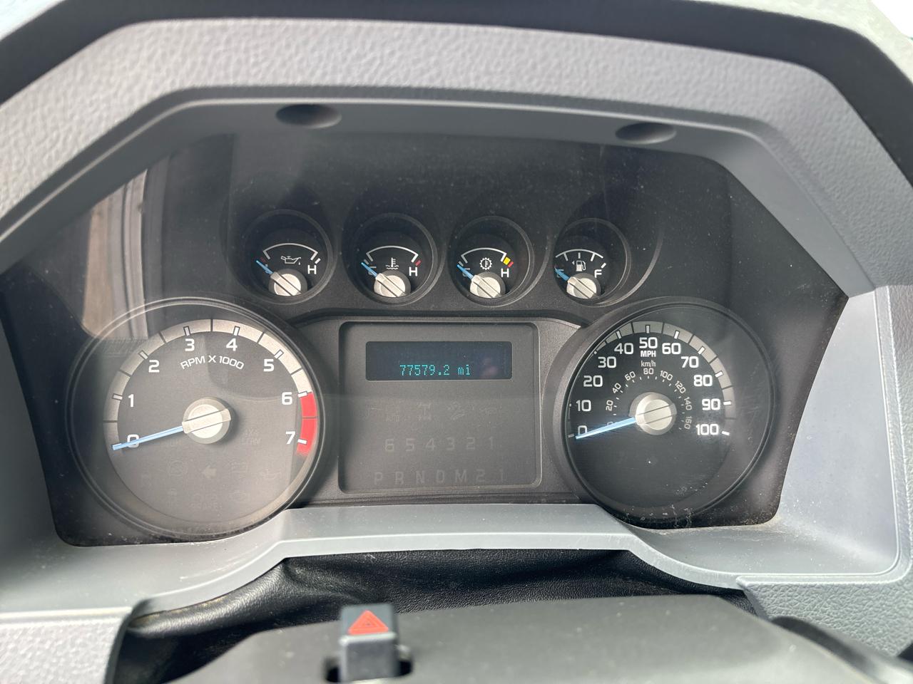 Ford Super Duty F-350 DRW 4WD SuperCab 158" XL 2016