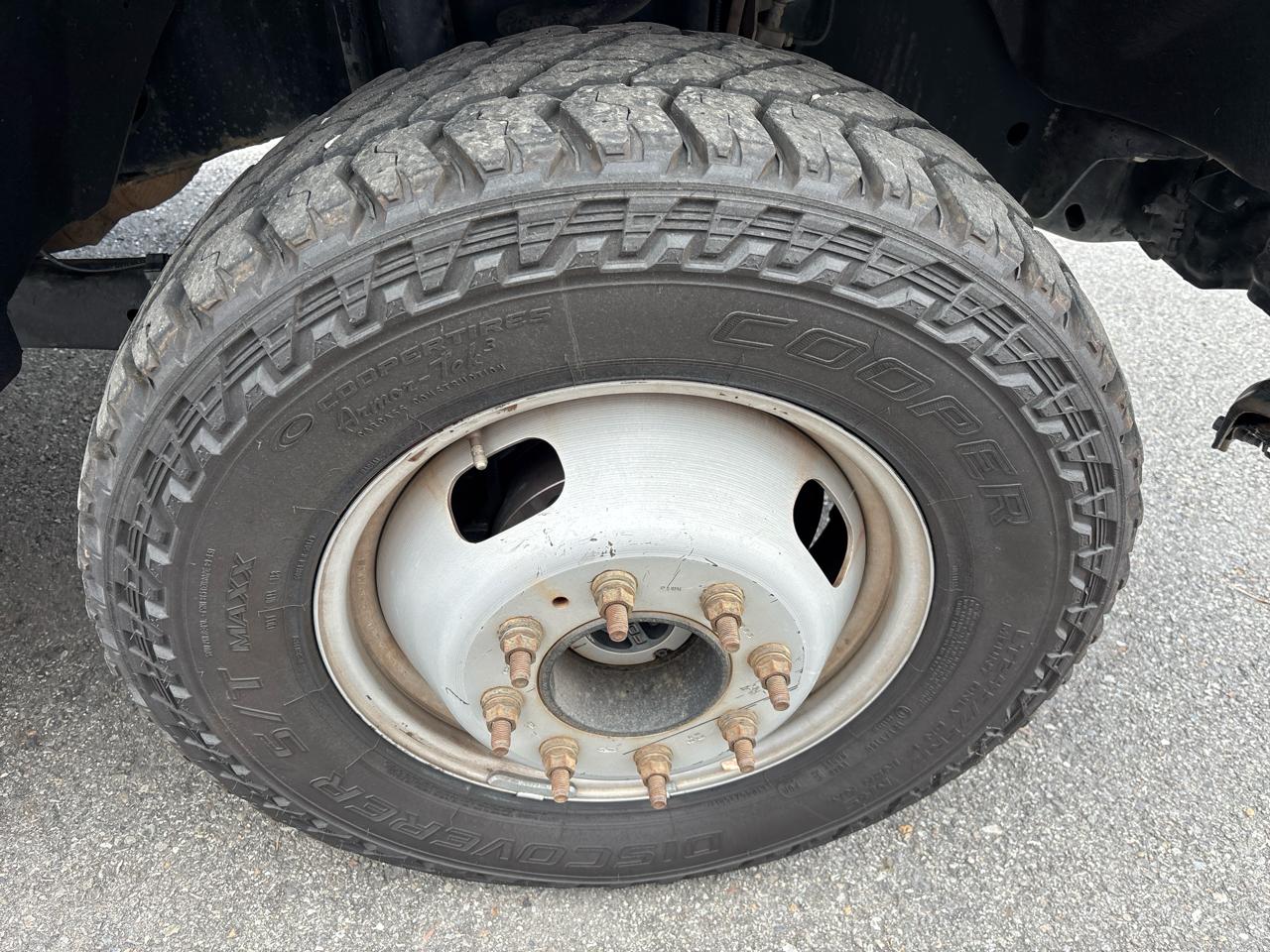 Ford Super Duty F-350 DRW 4WD SuperCab 158" XL 2016