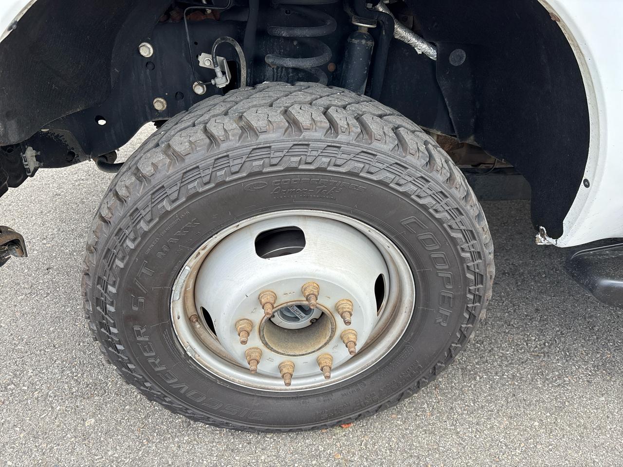 Ford Super Duty F-350 DRW 4WD SuperCab 158" XL 2016