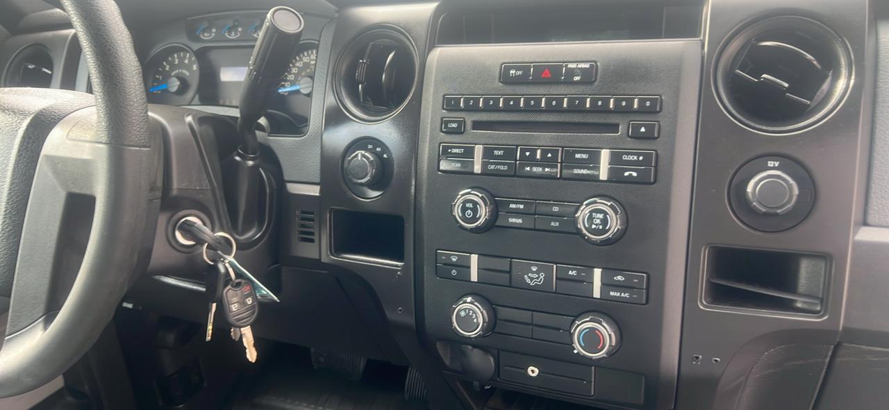 Ford F-150 4WD SuperCab 145" XL 2014