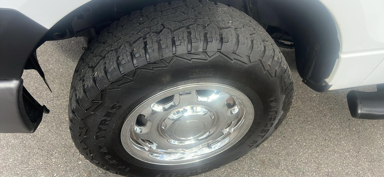 Ford F-150 4WD SuperCab 145" XL 2014