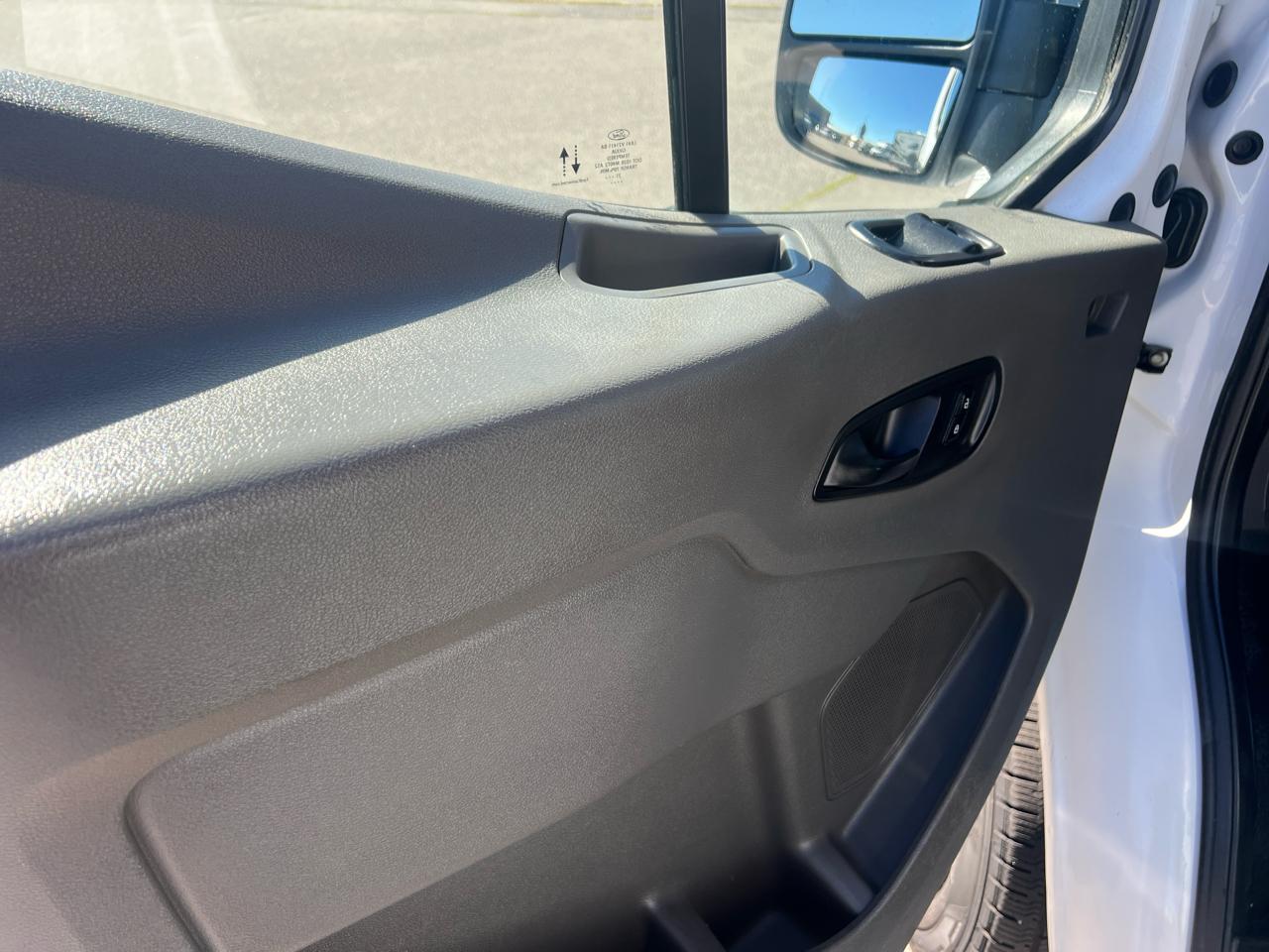 Ford Transit Passenger Wagon T-350 148" Med Roof XL Sliding RH Dr 2021