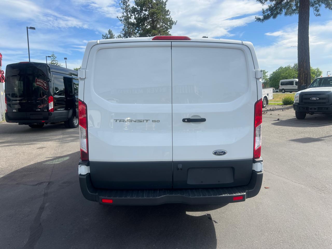 Ford Transit Van T-150 130" Low Rf 8600 GVWR Swing-Out RH Dr 2018