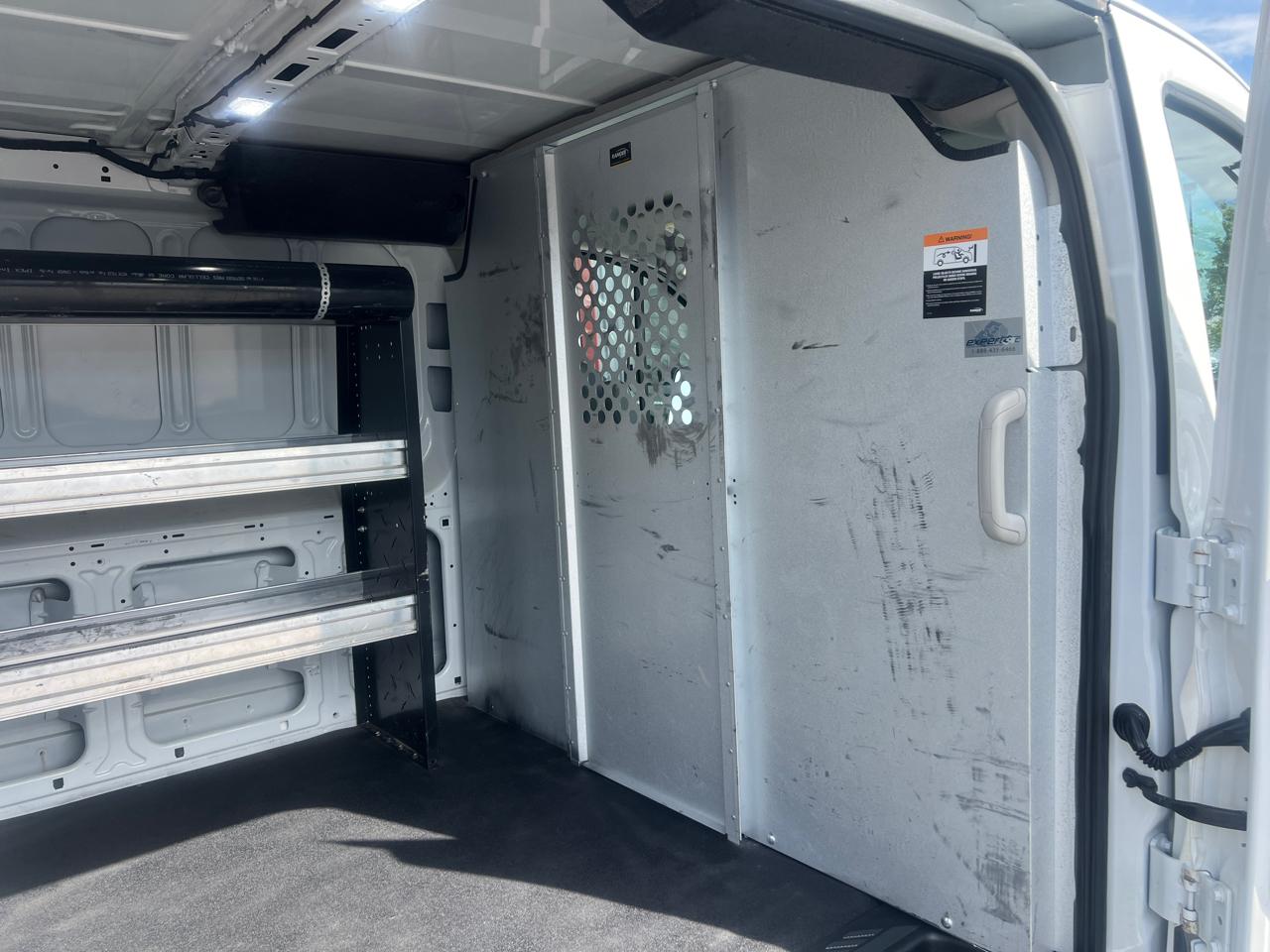 Ford Transit Van T-150 130" Low Rf 8600 GVWR Swing-Out RH Dr 2018