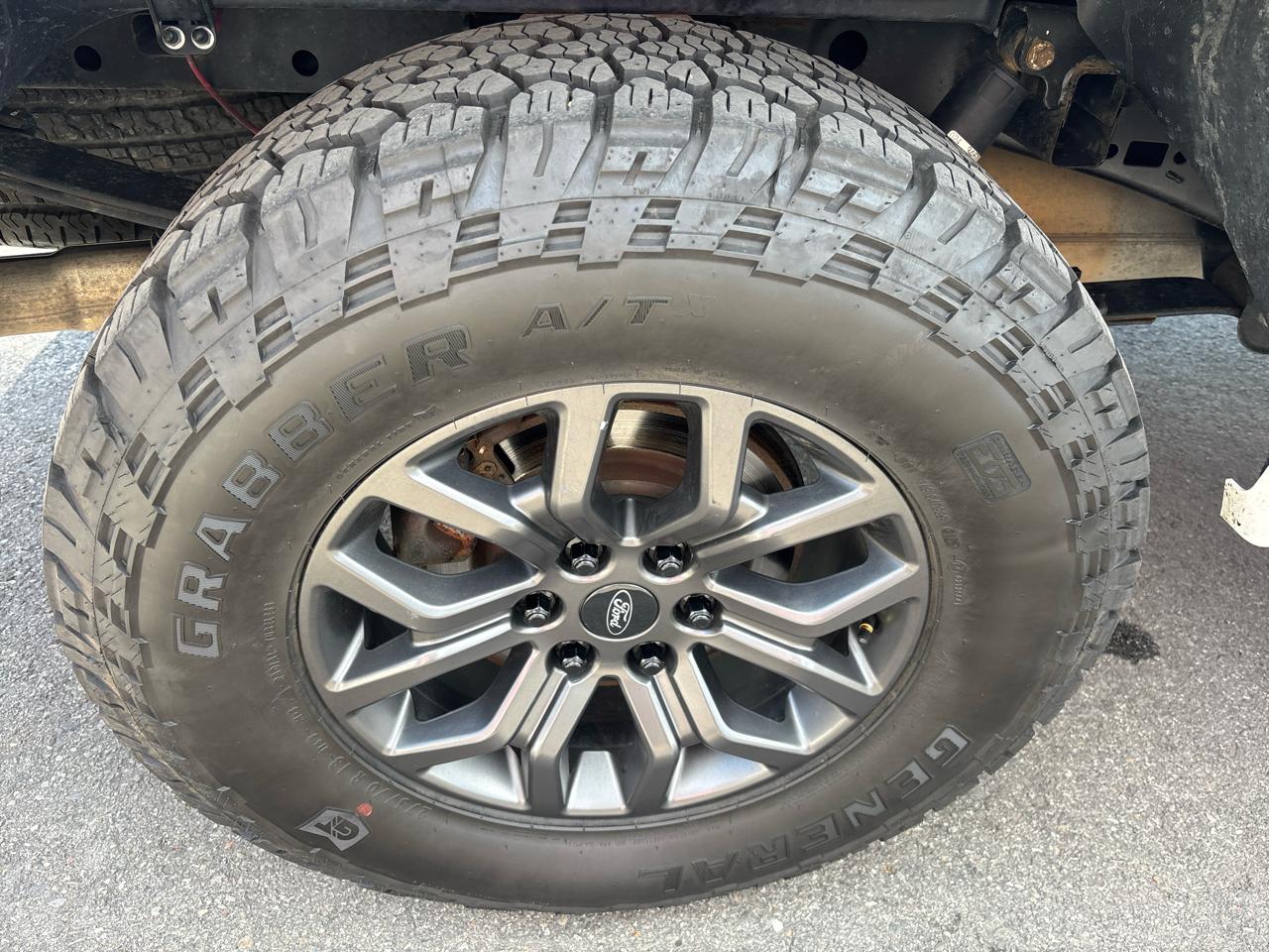 Ford F-150 4WD SuperCrew 145" Limited 2019