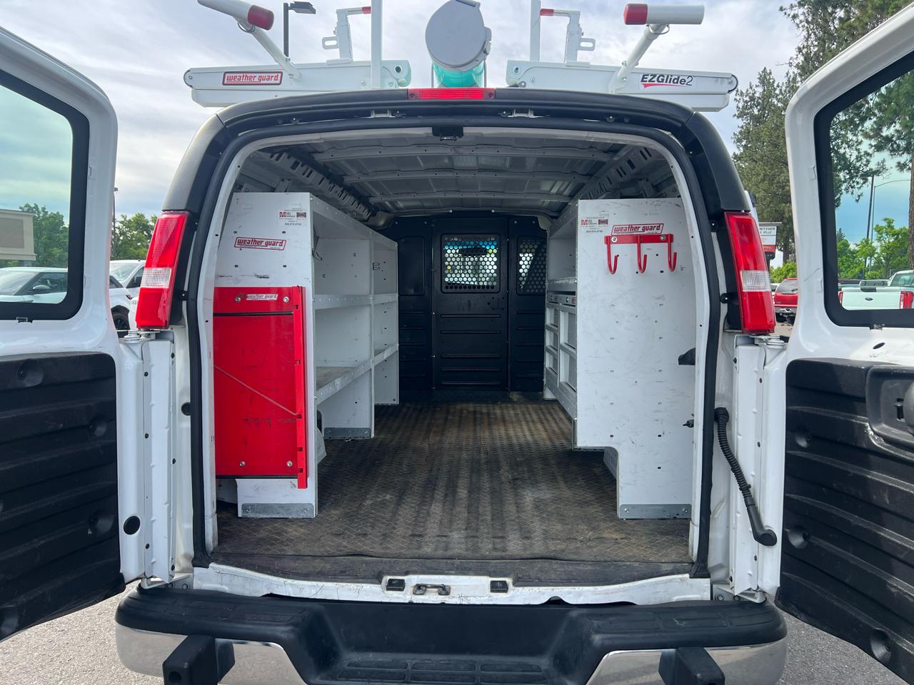 GMC Savana Cargo Van RWD 2500 135" 2020