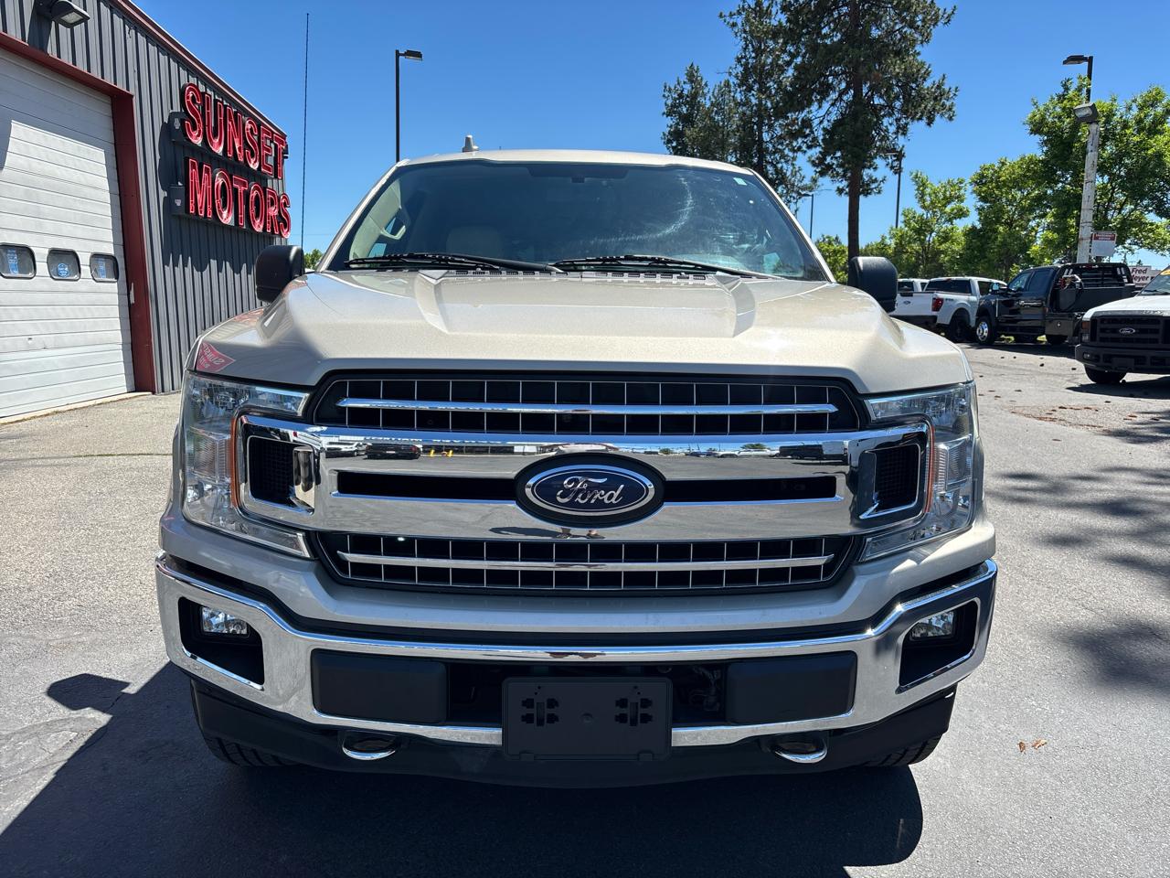 Ford F-150 4WD SuperCrew 157" XLT 2018