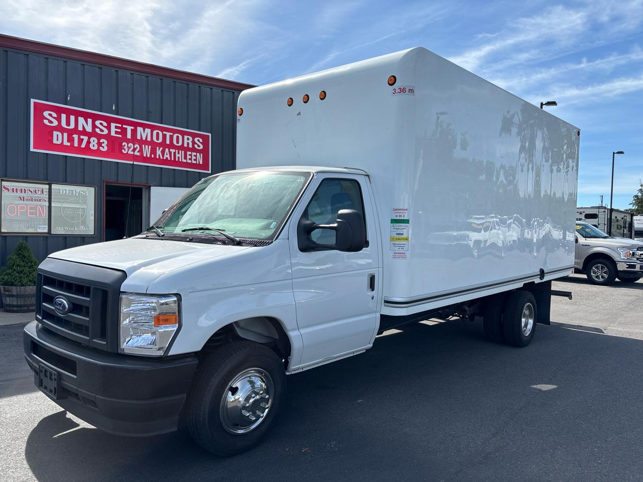 2024 Ford E-Series Cutaway E-450 DRW 158" WB