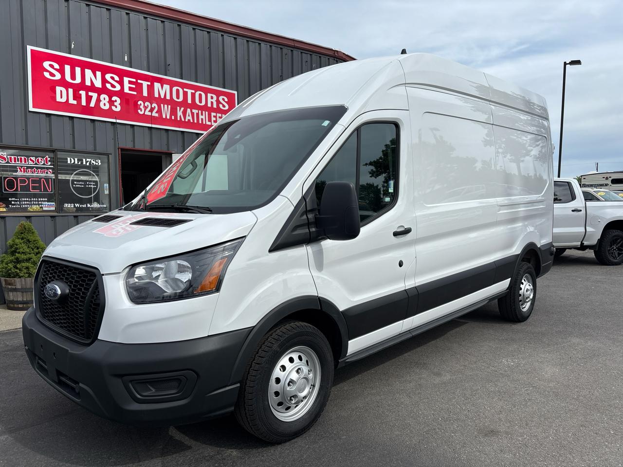 2025 Ford Transit Cargo Van T-250 148" Hi Rf 9070 GVWR AWD