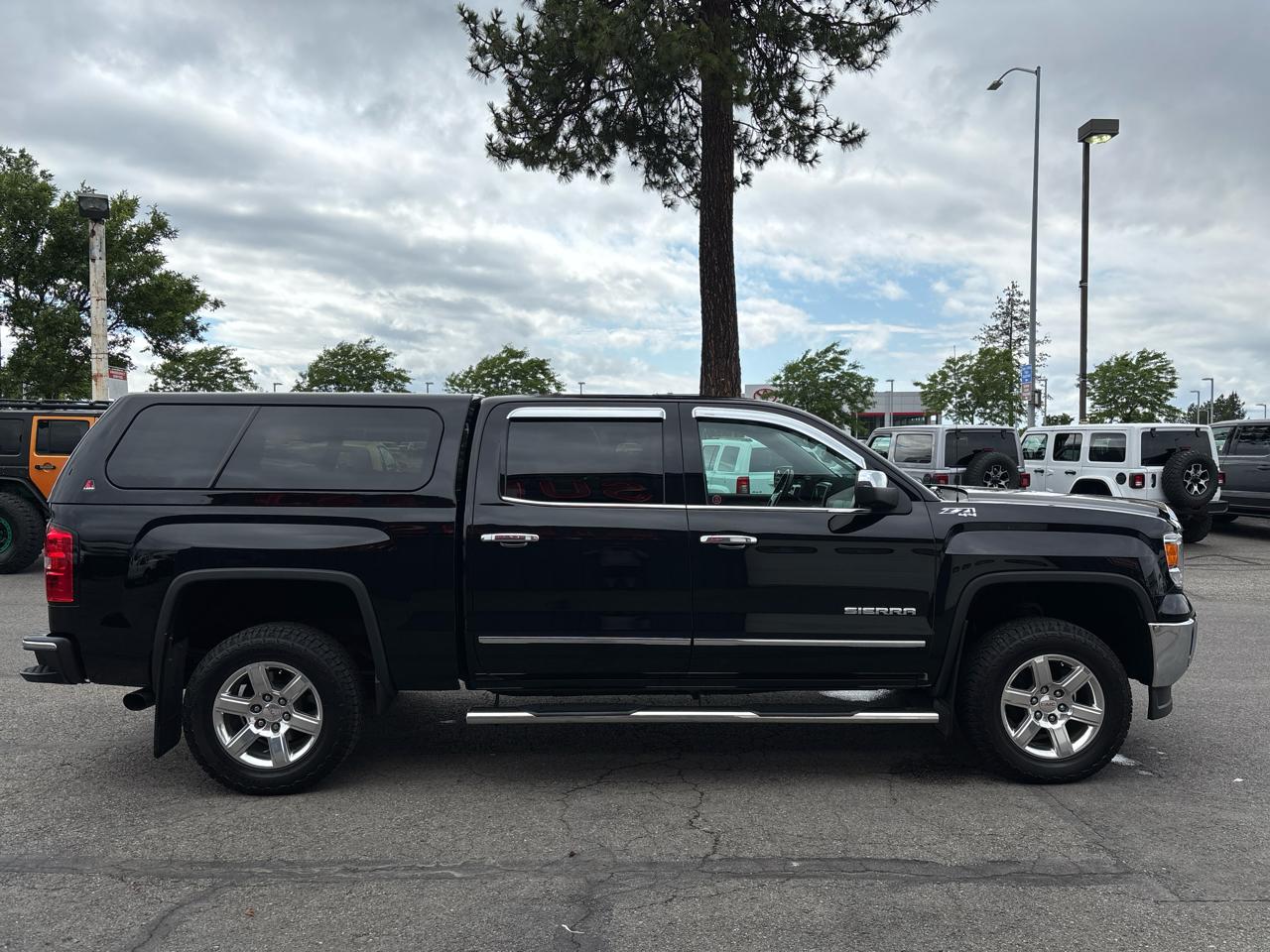 GMC Sierra 1500 4WD Crew Cab 143.5" SLT 2014