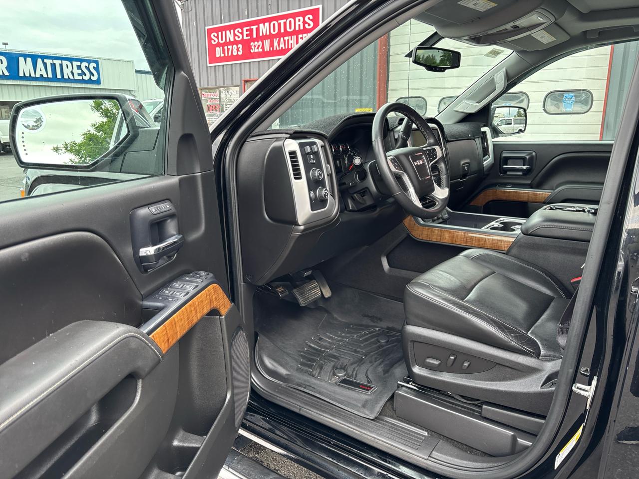 GMC Sierra 1500 4WD Crew Cab 143.5" SLT 2014