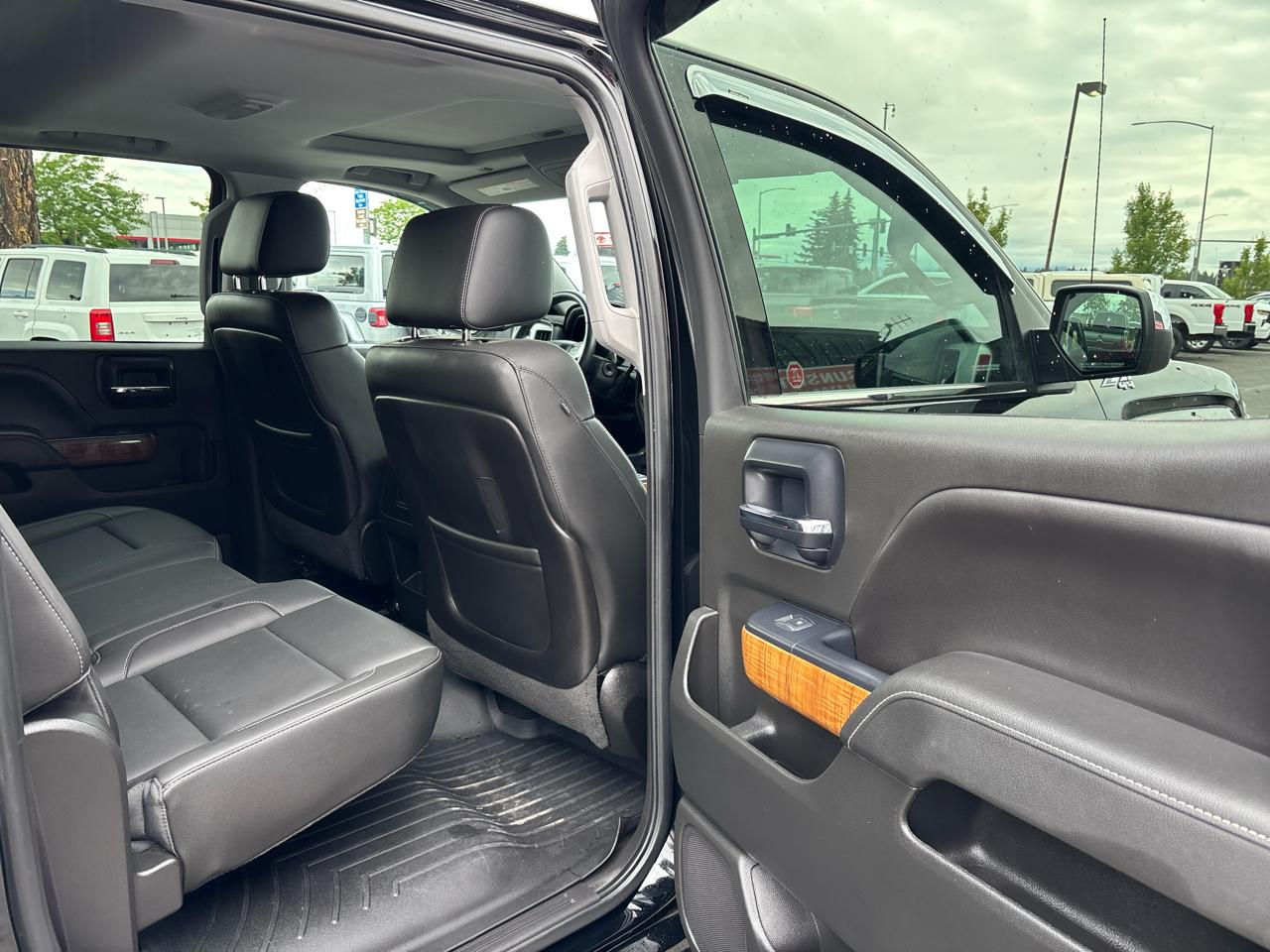 GMC Sierra 1500 4WD Crew Cab 143.5" SLT 2014