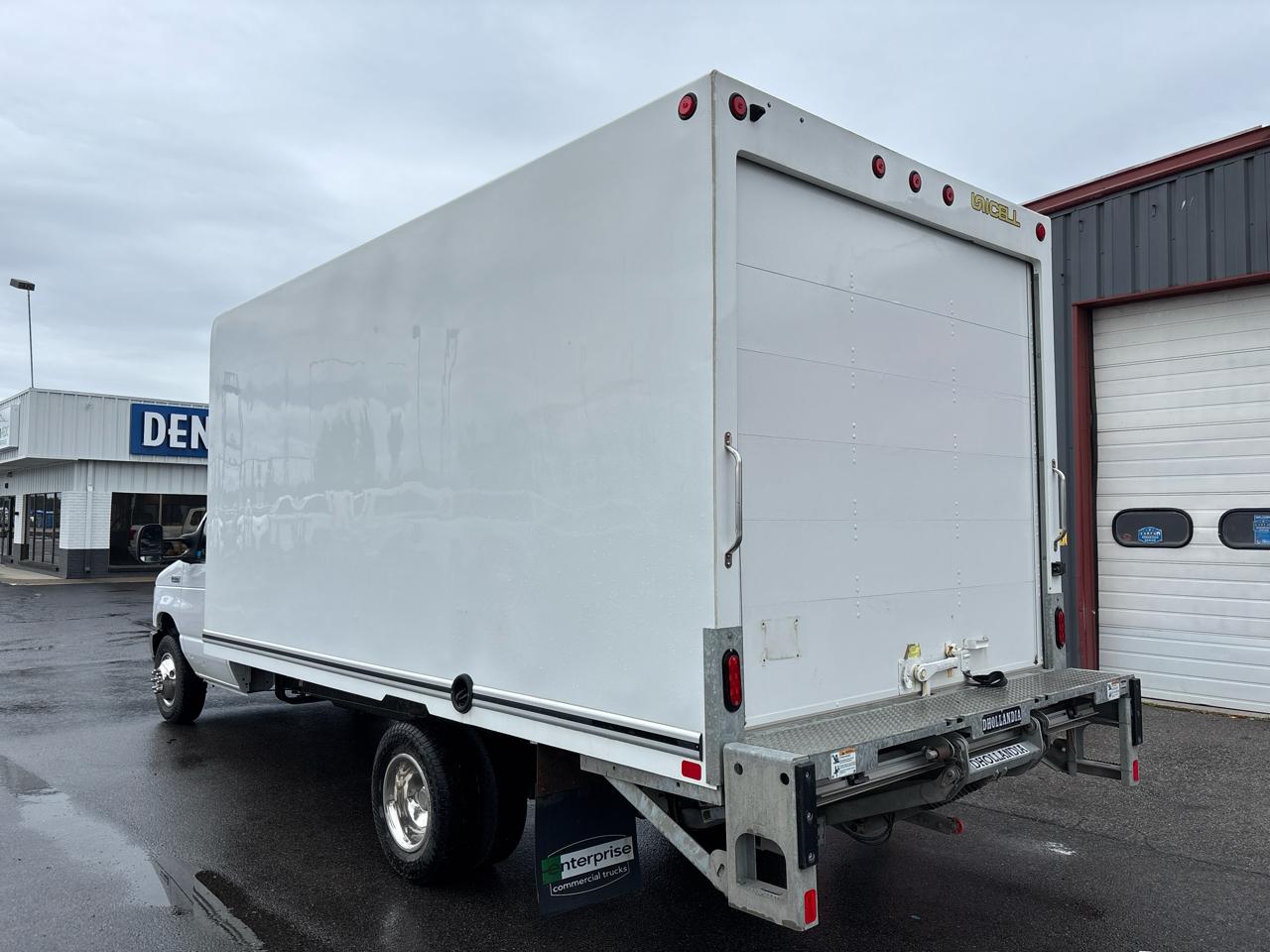 Ford E-Series Cutaway E-450 DRW 158" WB 2023