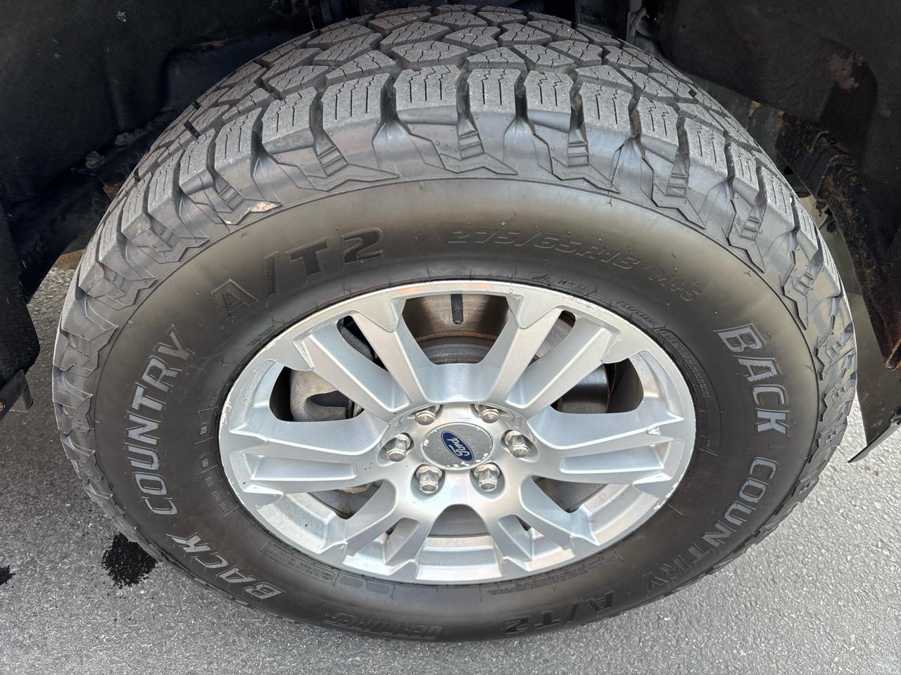 Ford F-150 4WD SuperCrew 145" XLT 2019