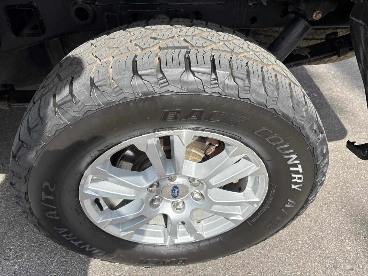 Ford F-150 4WD SuperCrew 145" XLT 2019