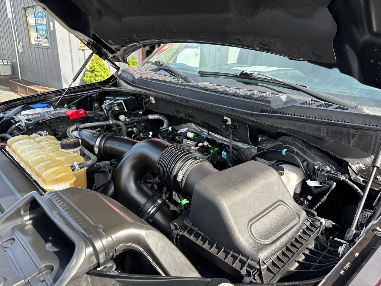 Ford F-150 4WD SuperCrew 145" XLT 2019