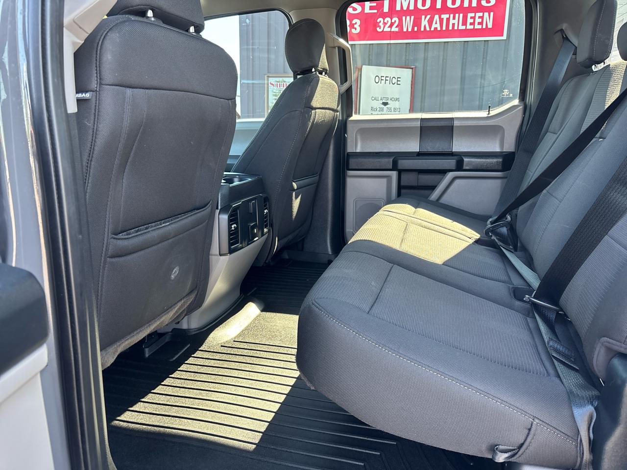 Ford F-150 4WD SuperCrew 145" STX 2020