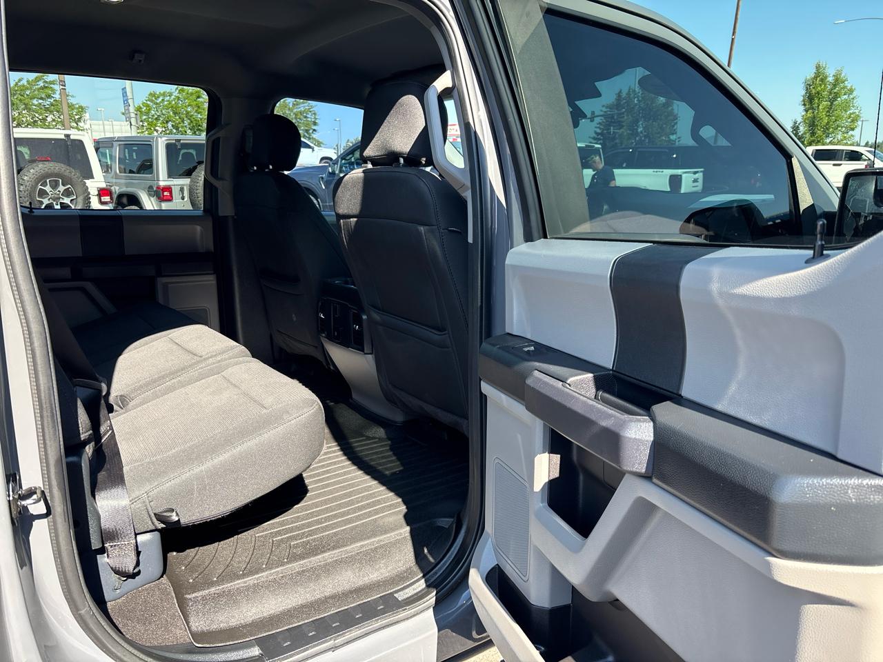 Ford F-150 4WD SuperCrew 145" STX 2020