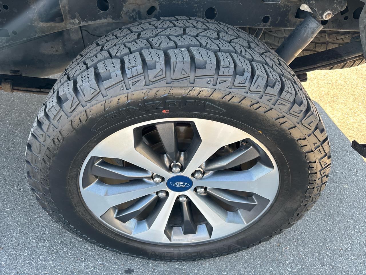 Ford F-150 4WD SuperCrew 145" STX 2020