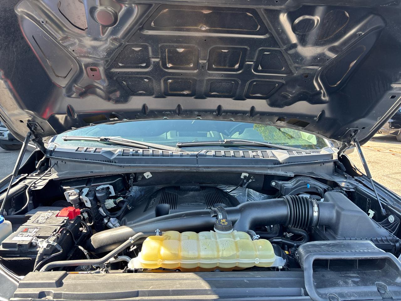 Ford F-150 4WD SuperCrew 145" STX 2020