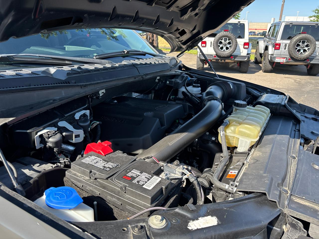Ford F-150 4WD SuperCrew 145" STX 2020