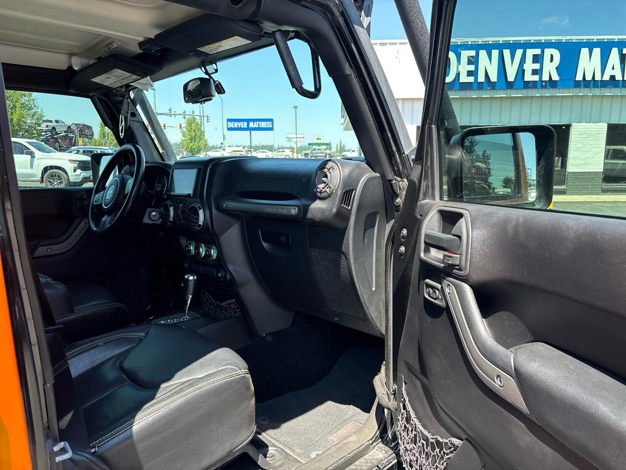 Jeep Wrangler Unlimited 4WD 4dr Sport 2016