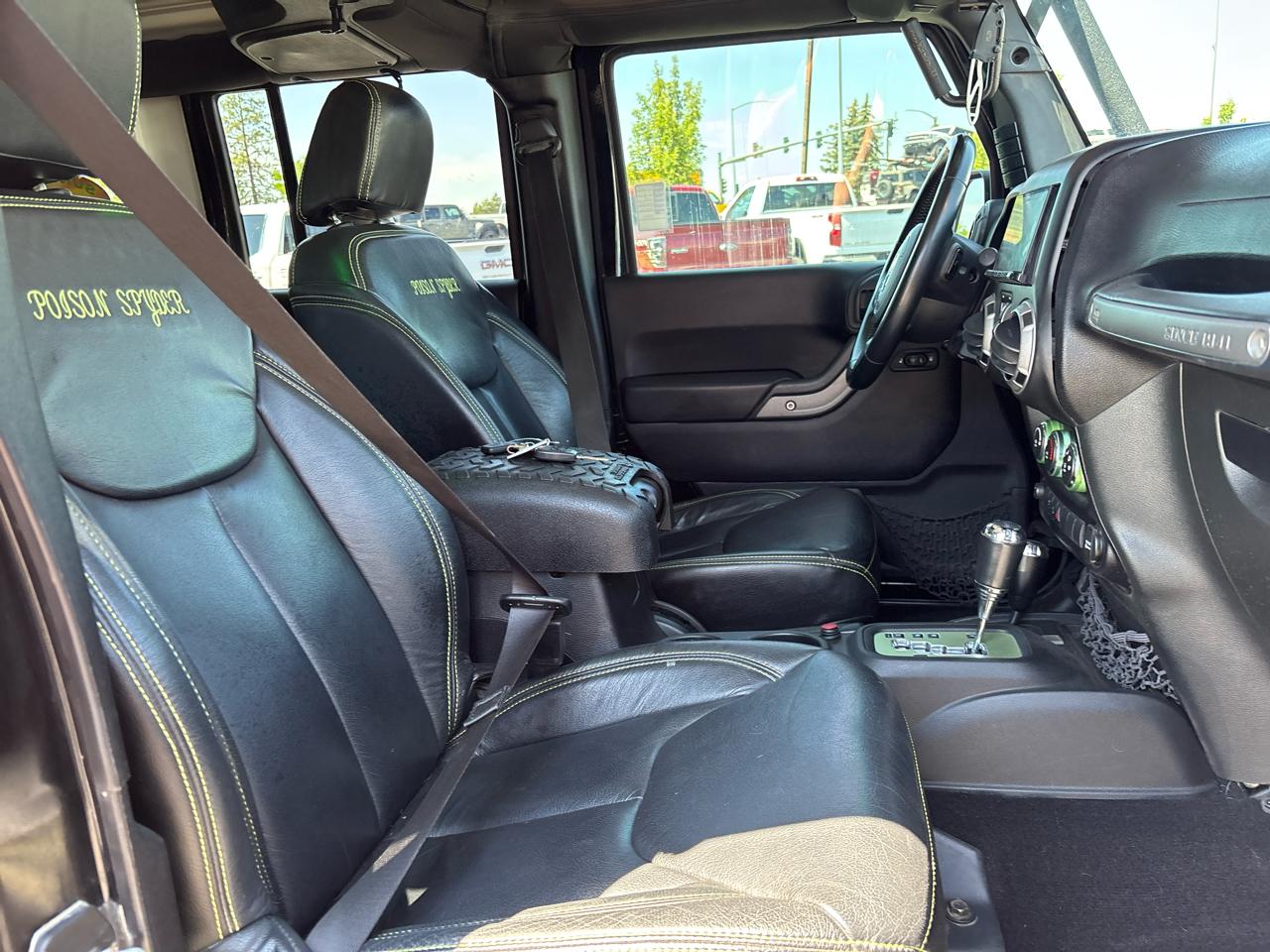 Jeep Wrangler Unlimited 4WD 4dr Sport 2016