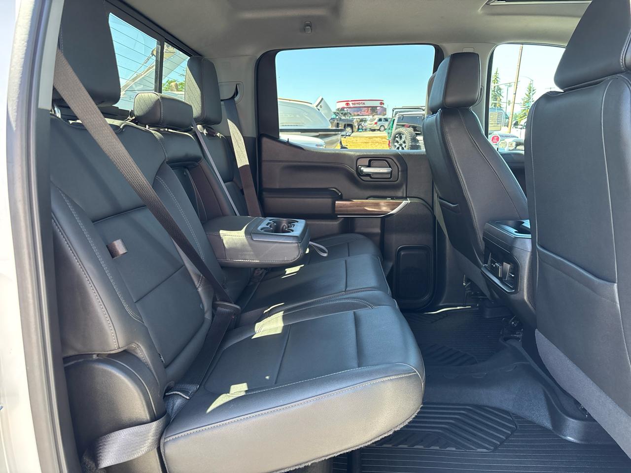 Chevrolet Silverado 1500 LTD 4WD Crew Cab 147" LT Trail Boss 2022