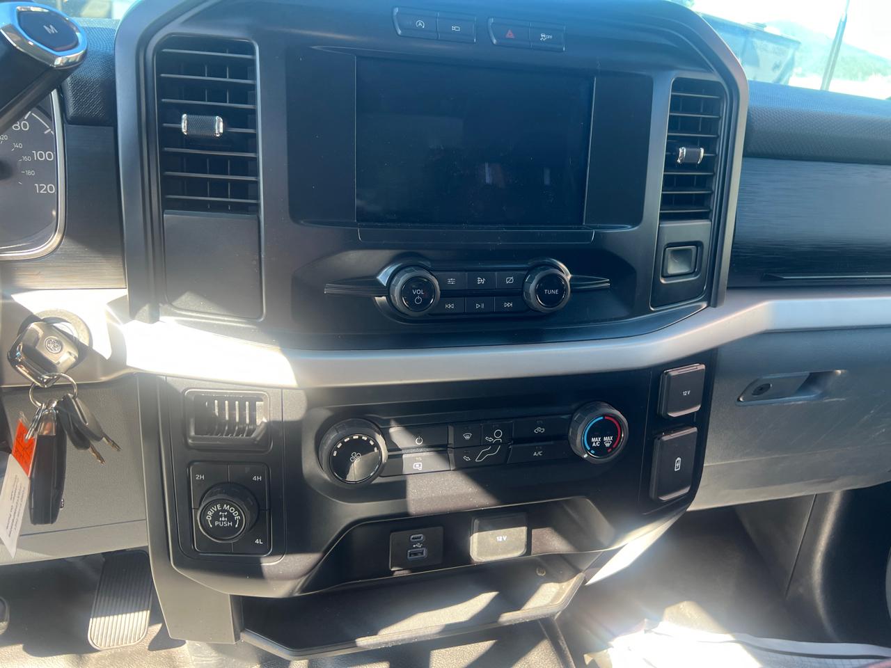 Ford F-150 4WD SuperCab 145" XL 2021