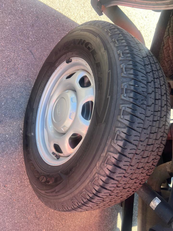 Ford F-150 4WD SuperCab 145" XL 2021
