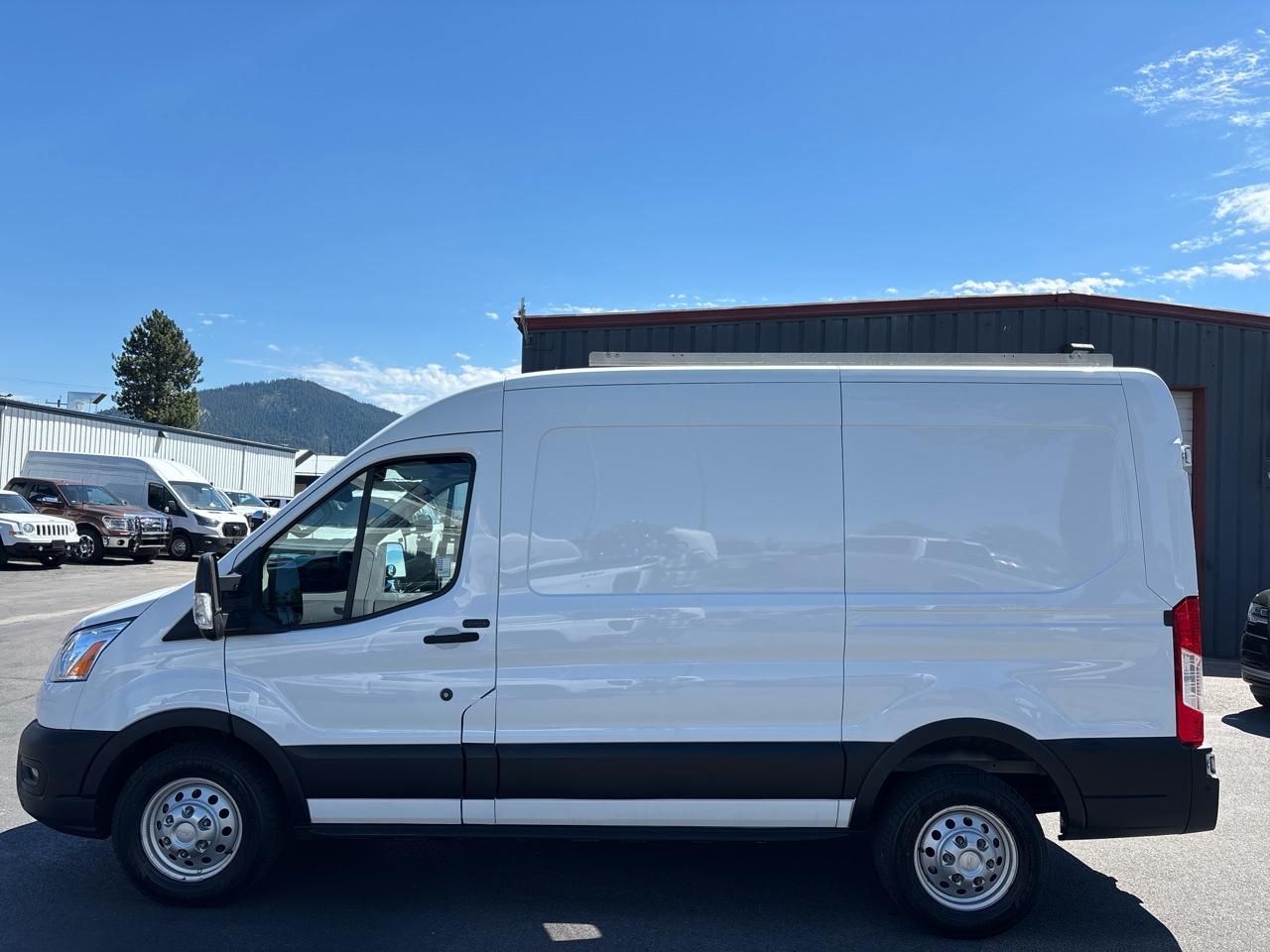 Ford Transit Cargo Van T-250 130" Med Rf 9070 GVWR AWD 2020