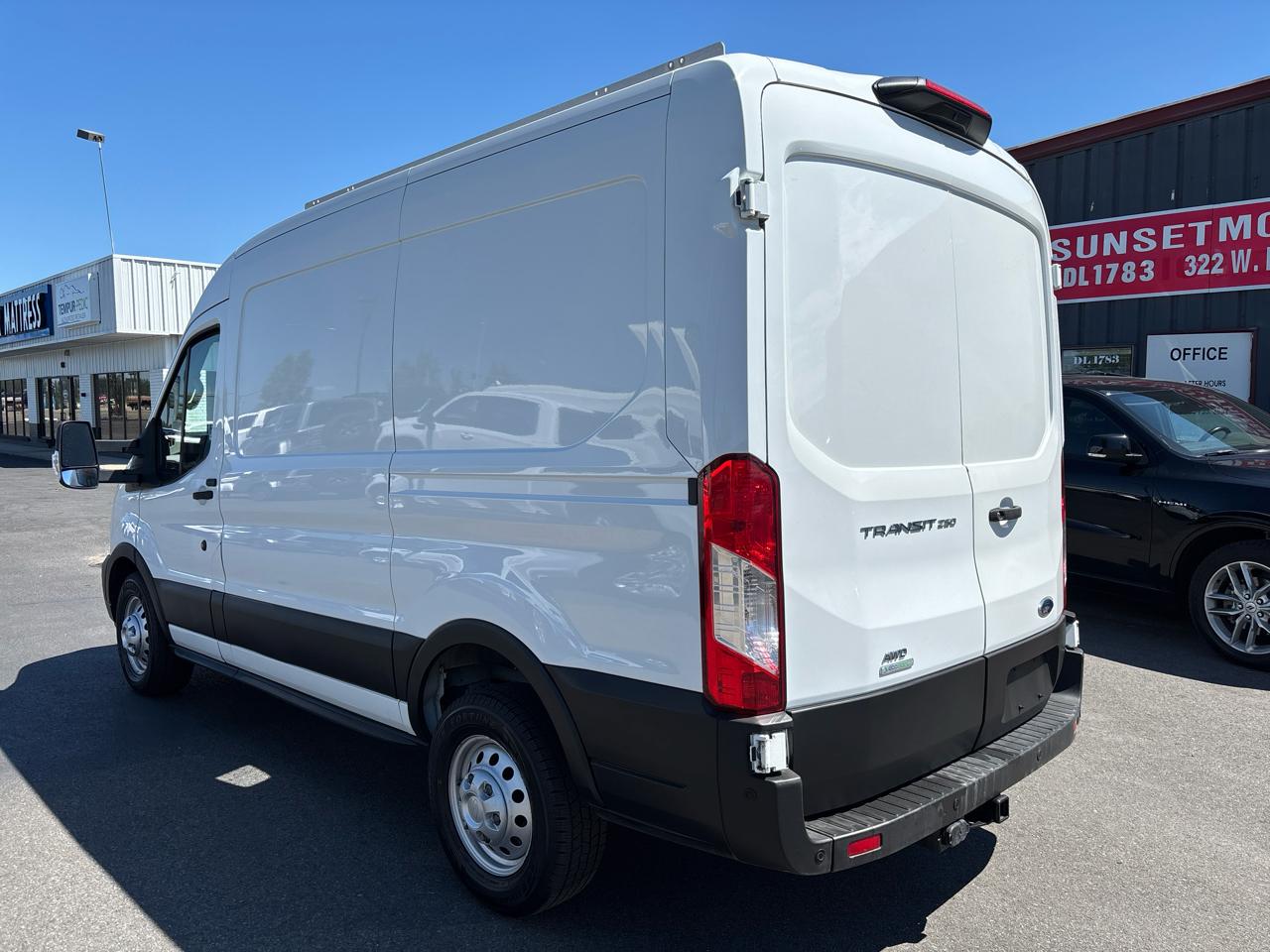 Ford Transit Cargo Van T-250 130" Med Rf 9070 GVWR AWD 2020