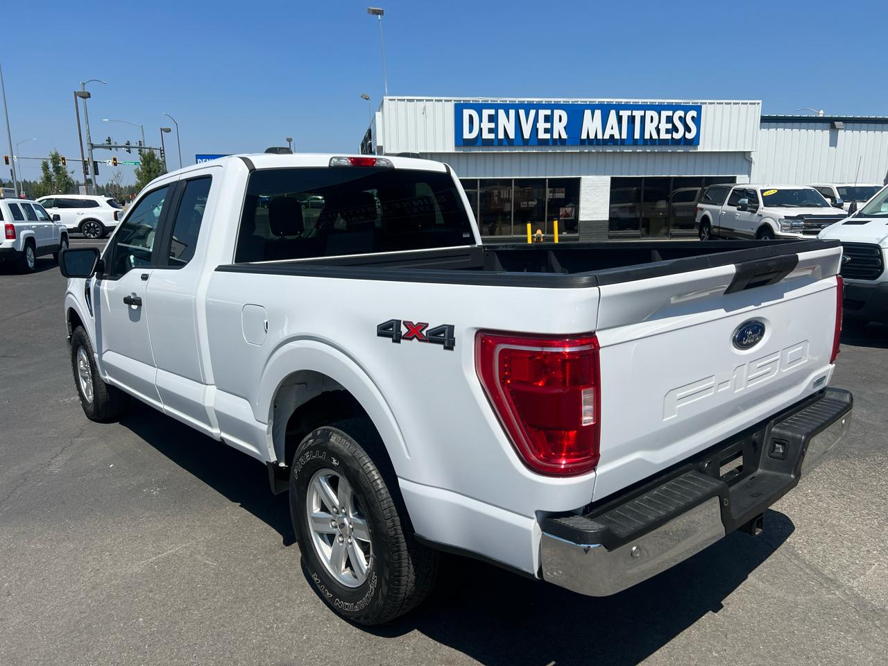 Ford F-150 4WD SuperCab 145" XLT 2021