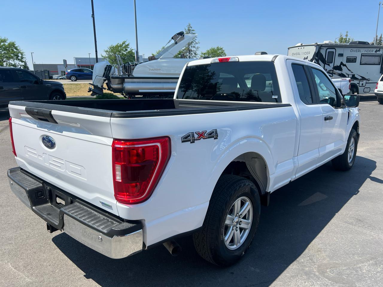 Ford F-150 4WD SuperCab 145" XLT 2021