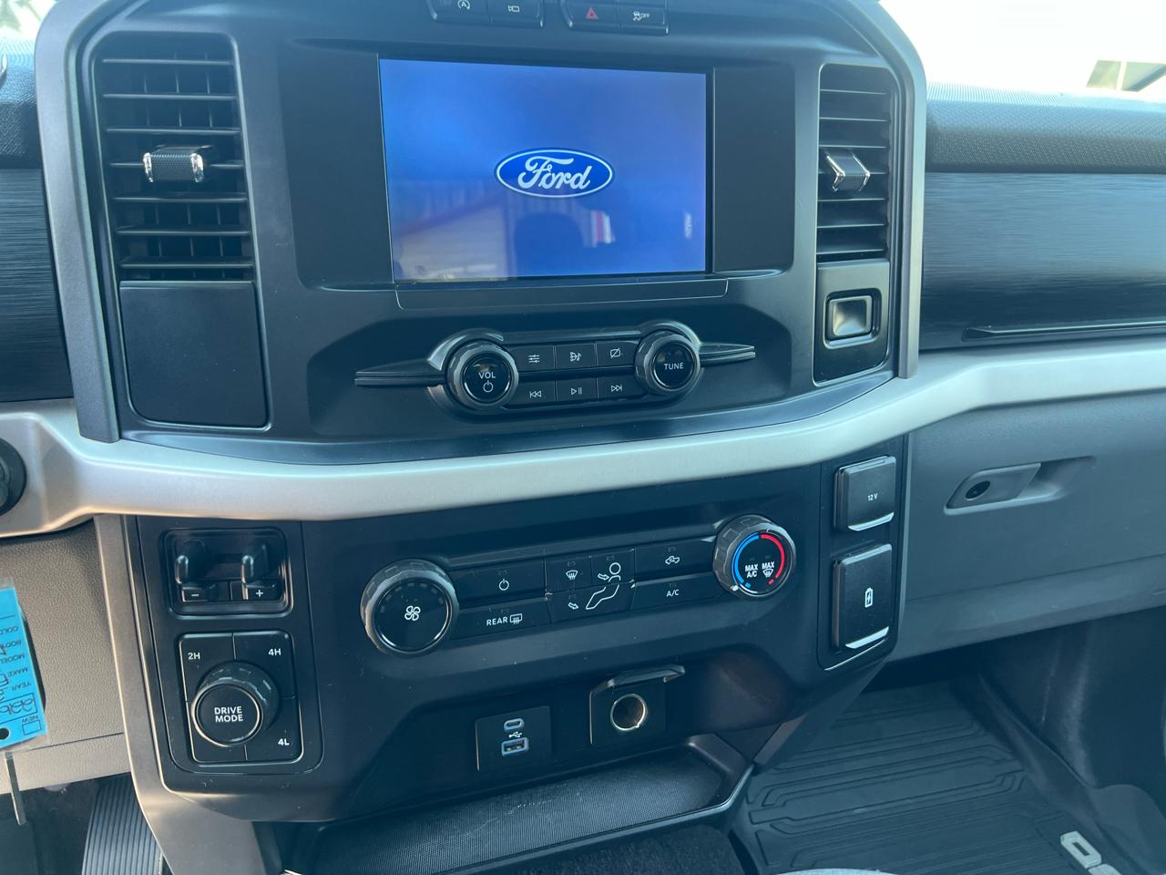 Ford F-150 4WD SuperCab 145" XLT 2021