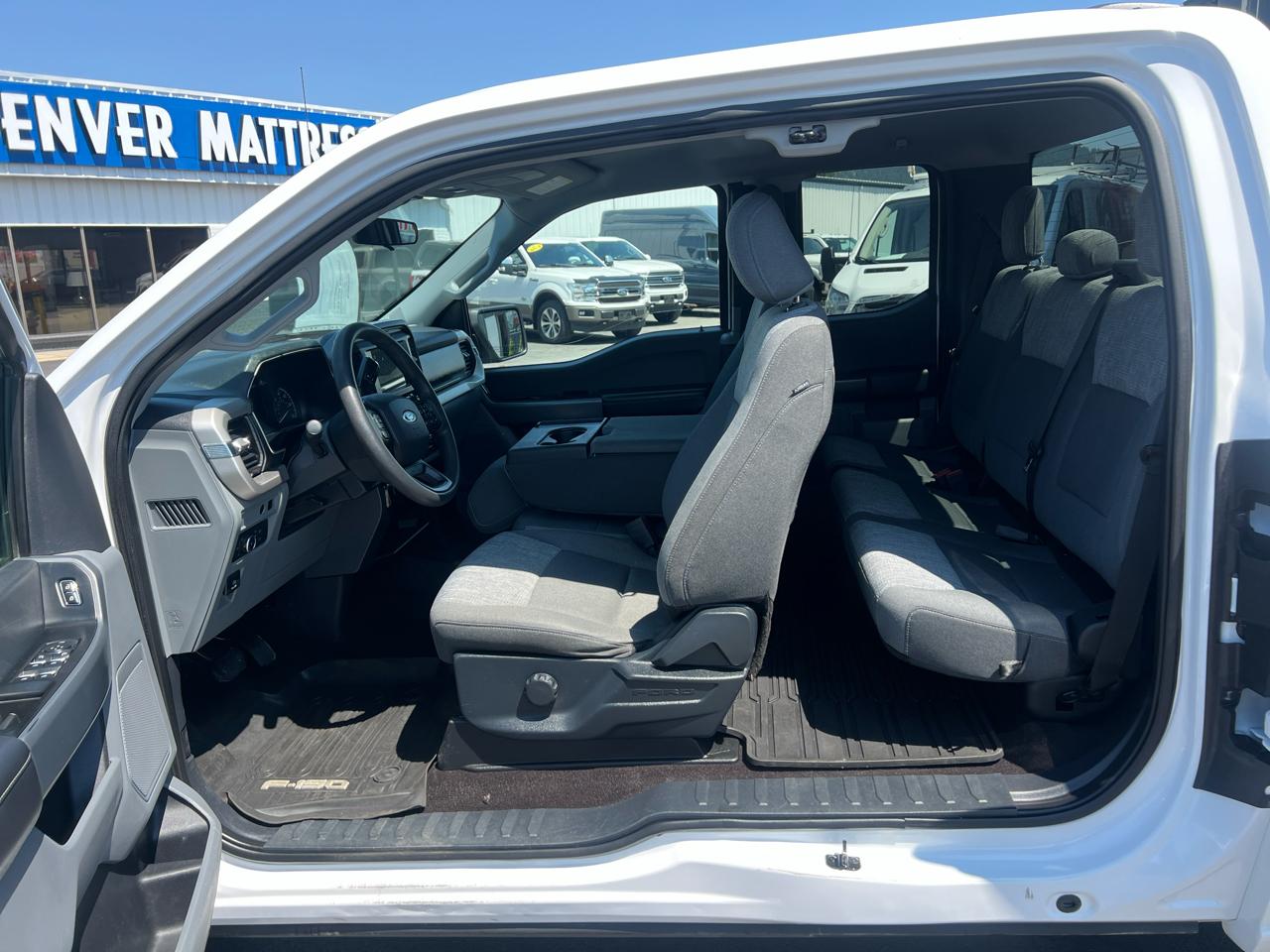 Ford F-150 4WD SuperCab 145" XLT 2021