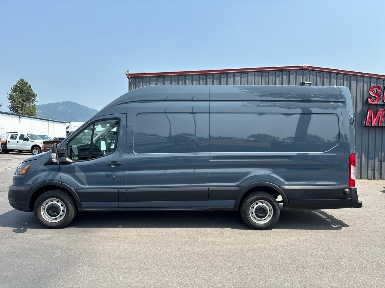Ford Transit Cargo Van T-250 148" EL Hi Rf 9070 GVWR RWD 2021