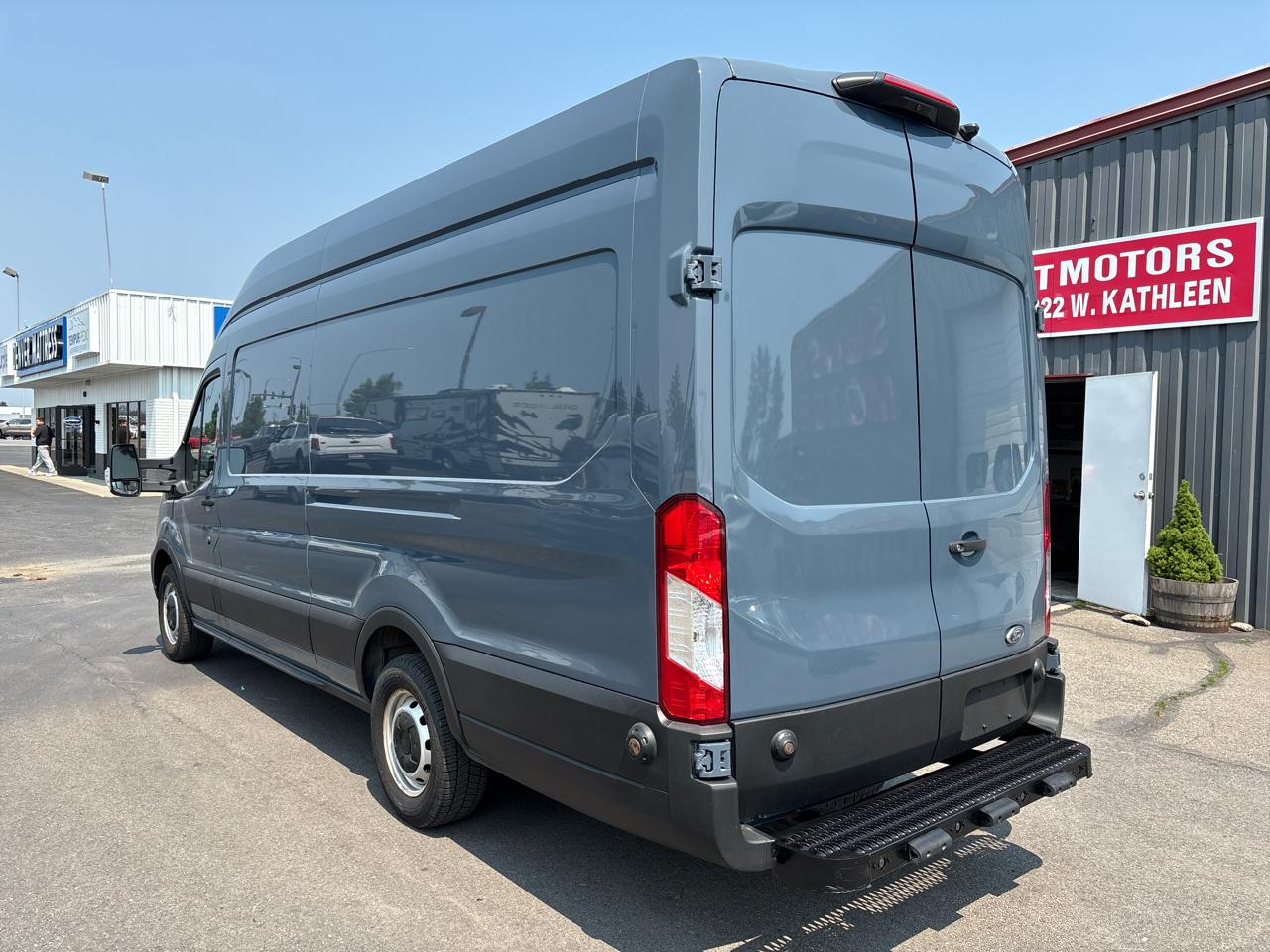 Ford Transit Cargo Van T-250 148" EL Hi Rf 9070 GVWR RWD 2021