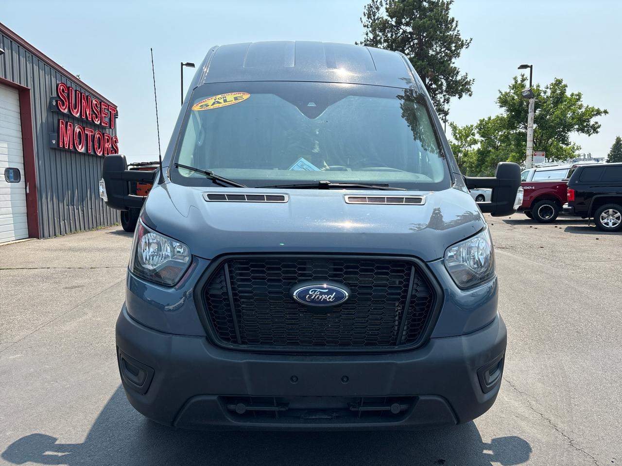 Ford Transit Cargo Van T-250 148" EL Hi Rf 9070 GVWR RWD 2021