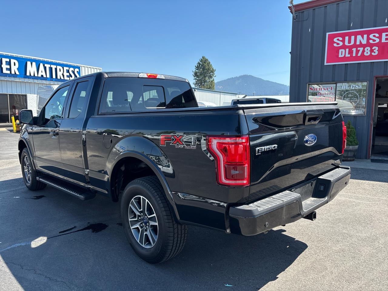 Ford F-150 Lariat 4WD SuperCab 6.5' Box 2015