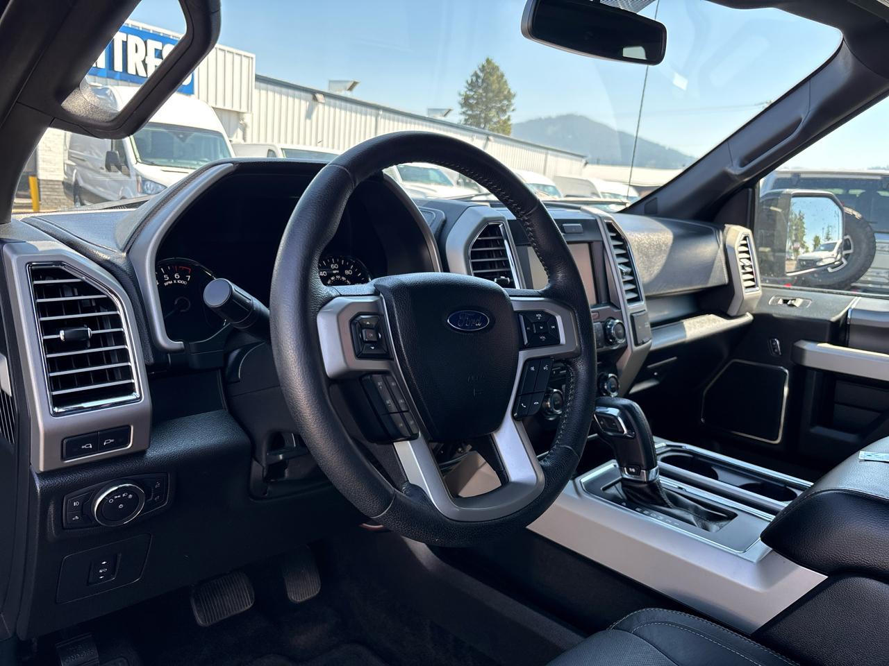 Ford F-150 Lariat 4WD SuperCab 6.5' Box 2015